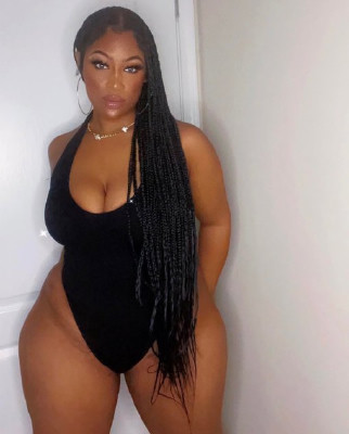 Khloe listing photo