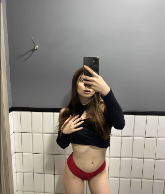 Emily listing photo