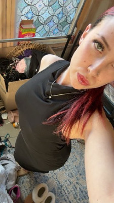 Zoey 💋 listing photo
