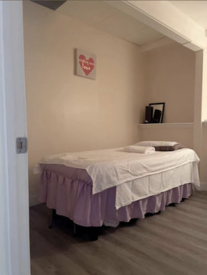 919 Massage listing photo