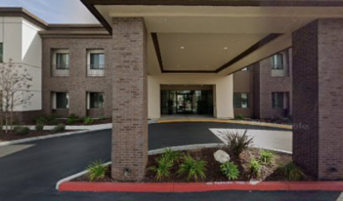 Blue Spa listing photo