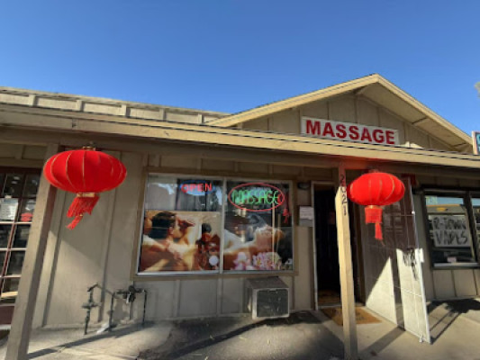 Lucky Massage listing photo