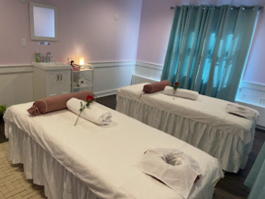 Lynn Spa listing photo