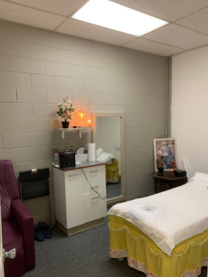 TH Rainbow Spa listing photo