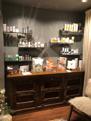Gold Tub Spa listing photo