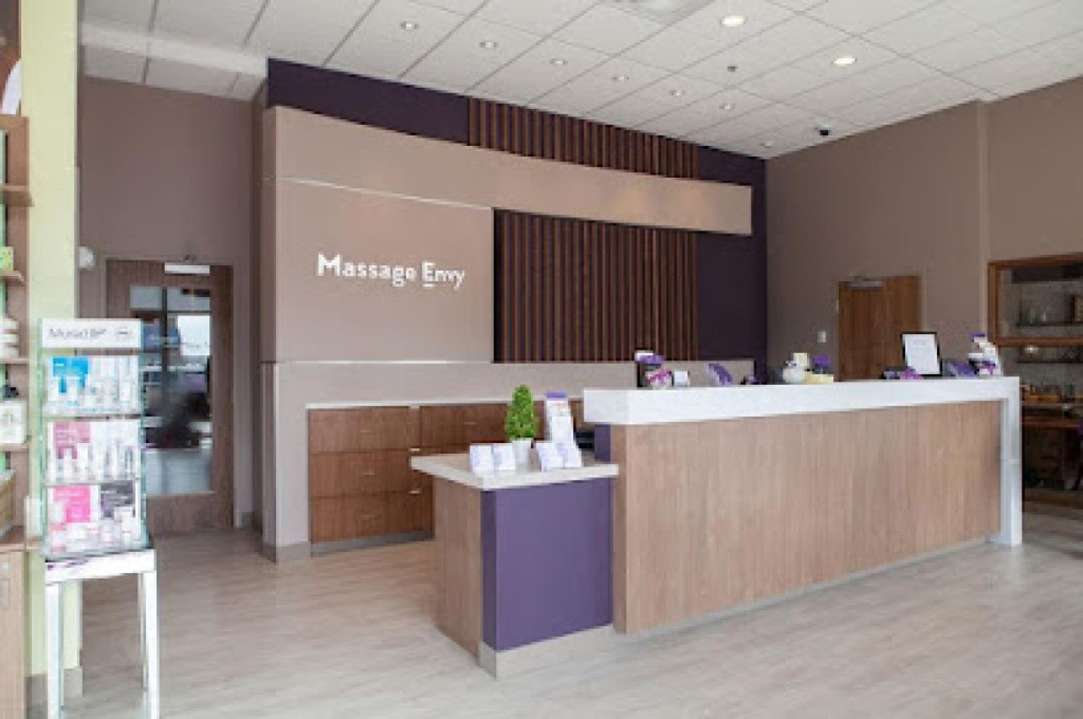Luxury Massage photo 1