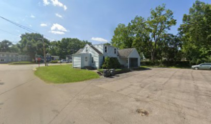 Moon Spa listing photo