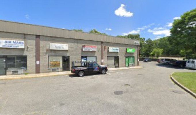 Middle Island Spa listing photo