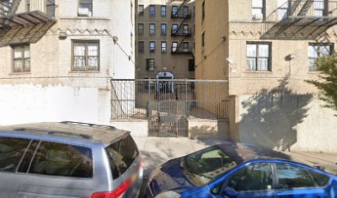 Latina Place listing photo