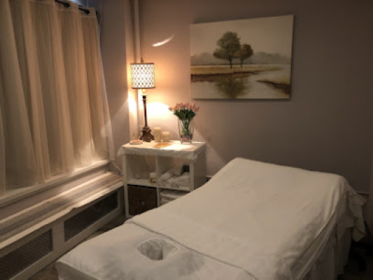 Sunny Spa listing photo