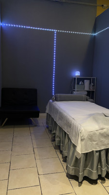 Pretty Spa listing photo