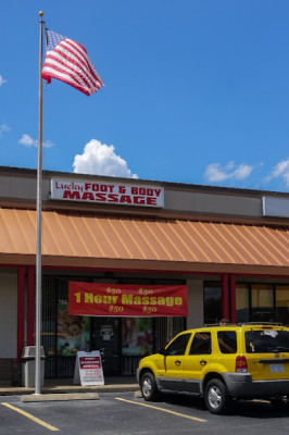 Lucky Foot & Body Massage listing photo