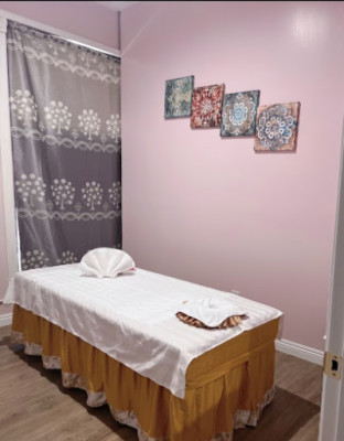 Coco Massage listing photo