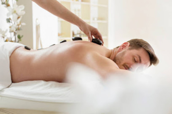 8 Massage listing photo