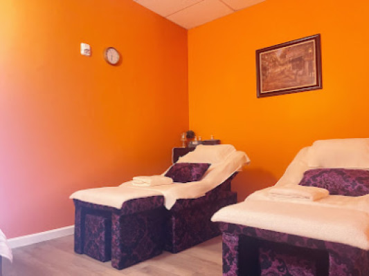 Golden Spa listing photo