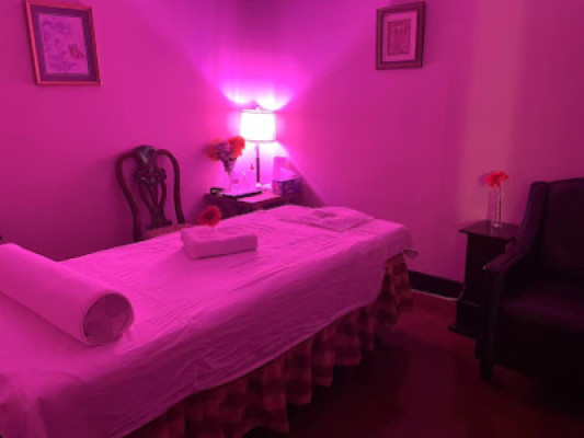 Swan Spa listing photo