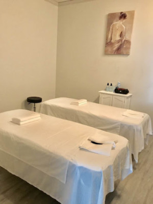 Cozy Spa listing photo