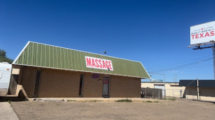 Four Season Spa listing photo