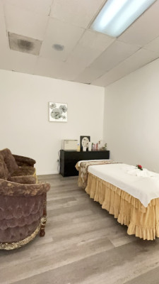 Luxury Massage listing photo