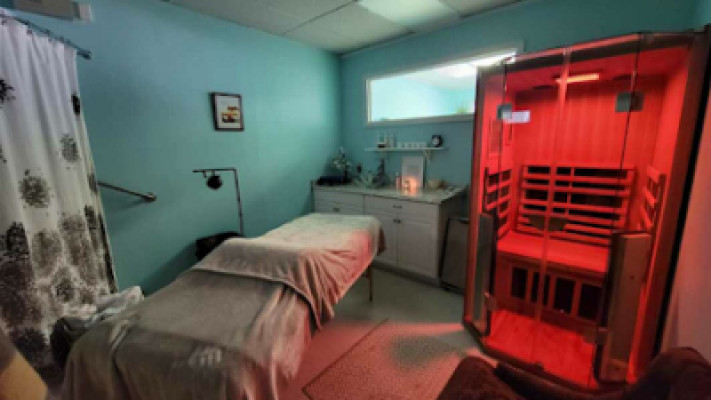 Healing Knuckles Spa listing photo