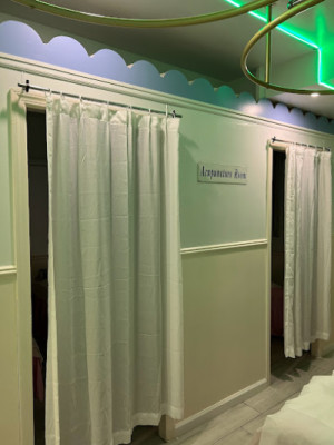 Zhong Huang Massage listing photo