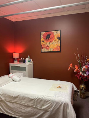 AA Foot Massage listing photo