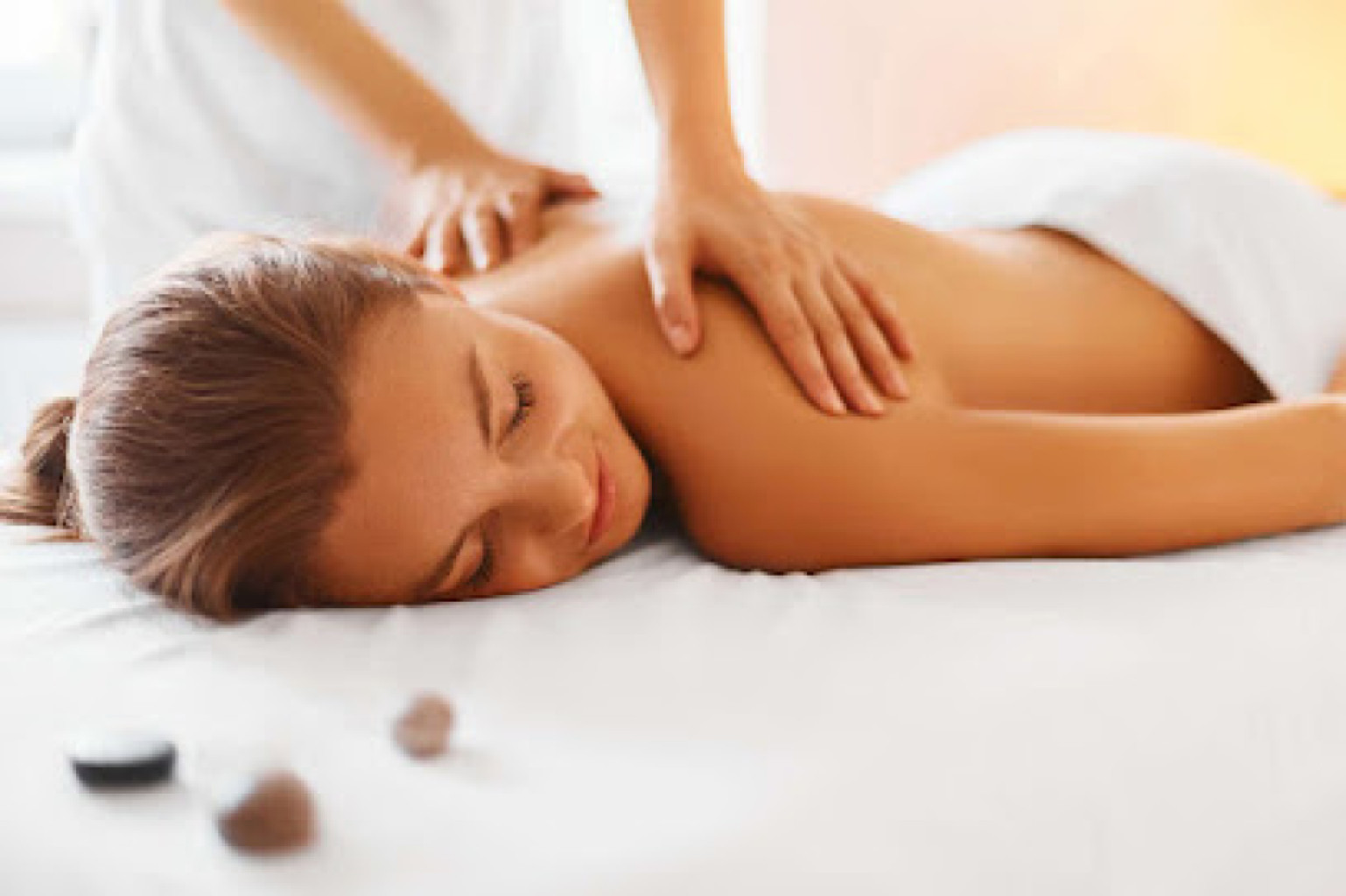 Footprint massage photo 1
