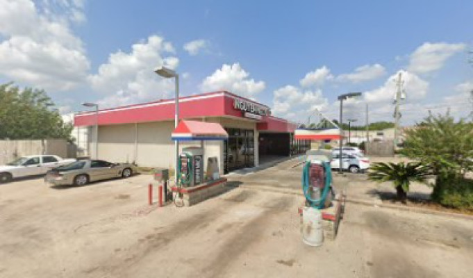 Young Spa listing photo