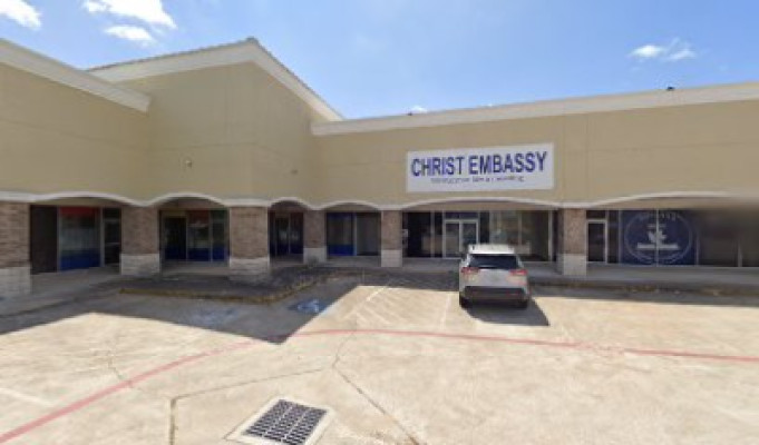 Ultimate Galleria Salon and Day listing photo